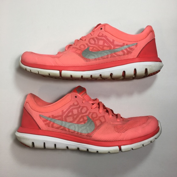 womens nike flex 2015 rn